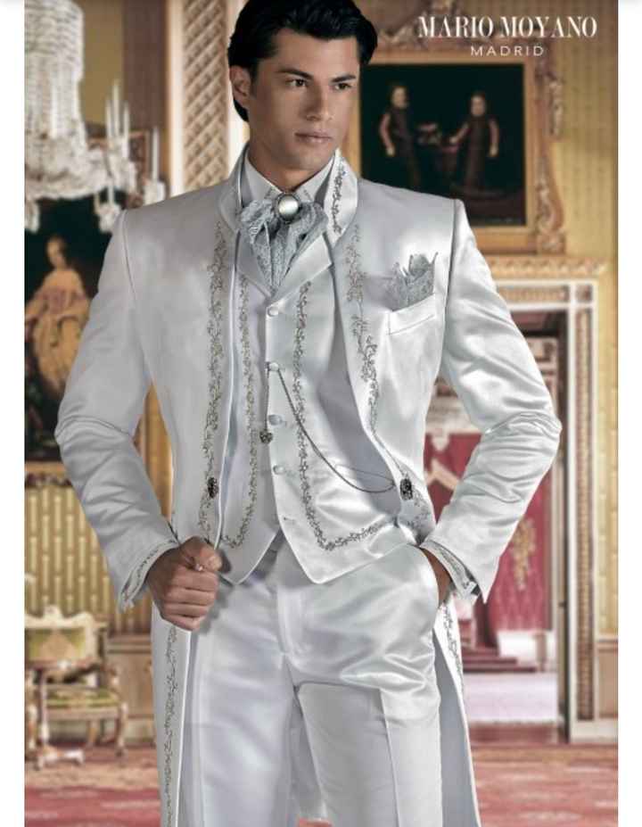 Diseño de trajes de novio - 2