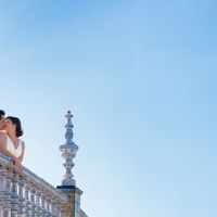 Postboda en la Plaza de España de Sevilla