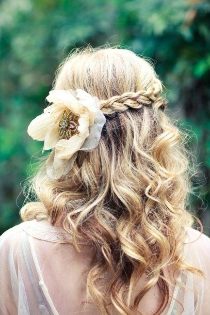 Semirecogido con ondas