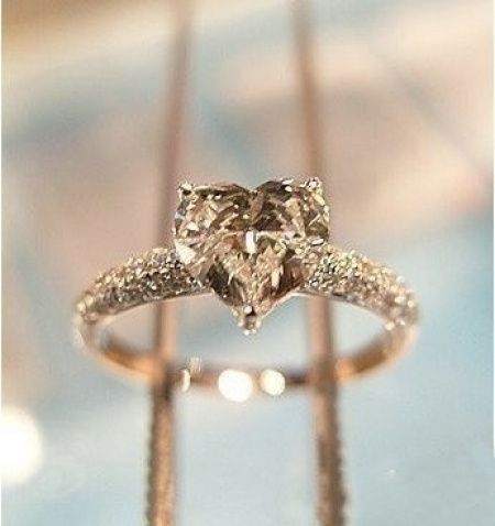 Anillo con corazón