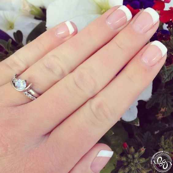 Manicura francesa boda