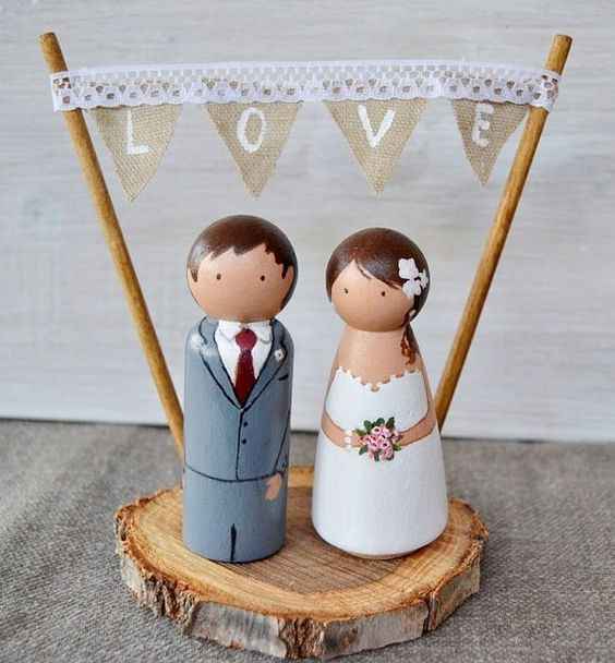 Cake topper