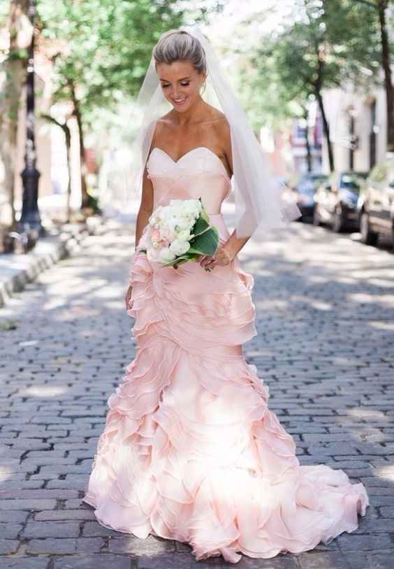 Vestidos de novia rosas