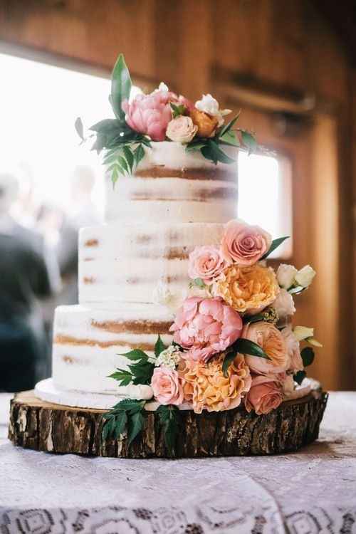 - Los naked cake