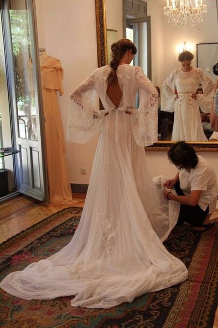 Vestido de novia con manga globo