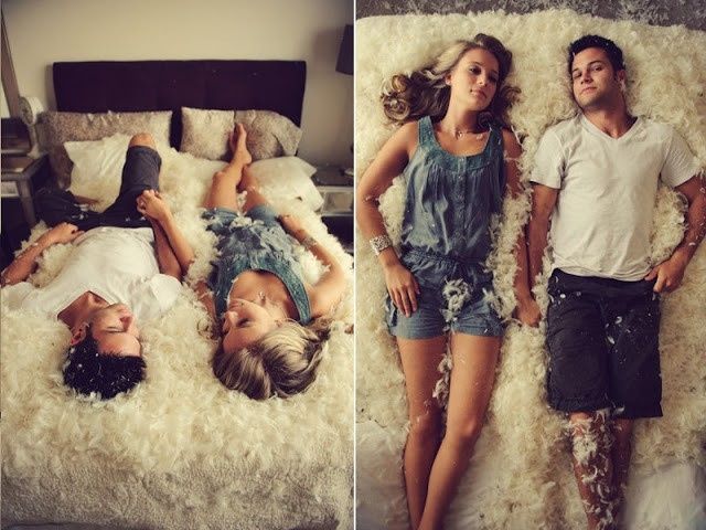 Una guerra de almohadas