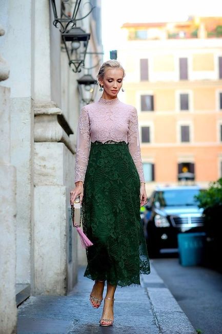Faldas de boda para invitadas: ¿Cuál es la mejor? 2