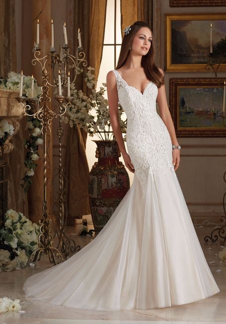 Help this bride choose her wedding dress! 3