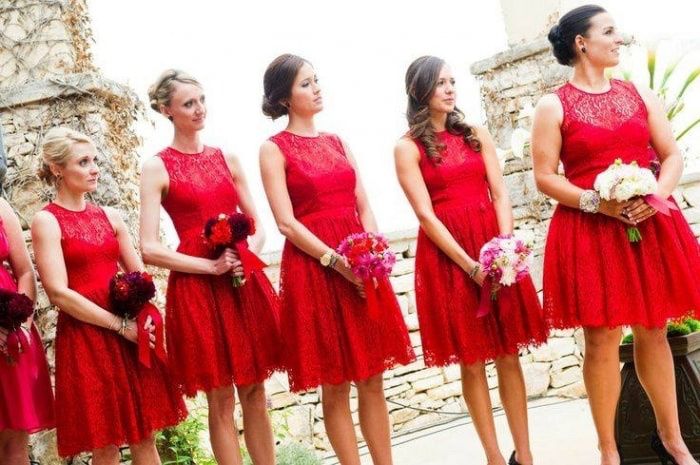  Busco foto damas vestido rojo zapatos blancos y novia de blanco y zapatos rojos - 3