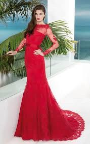  Vestido con cola - 1