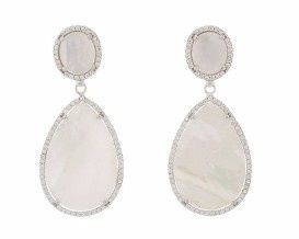Blancos con mini brillantes alrededor