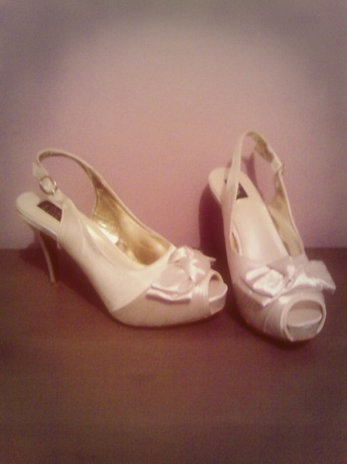 Zapatos feos tacon medio - 1