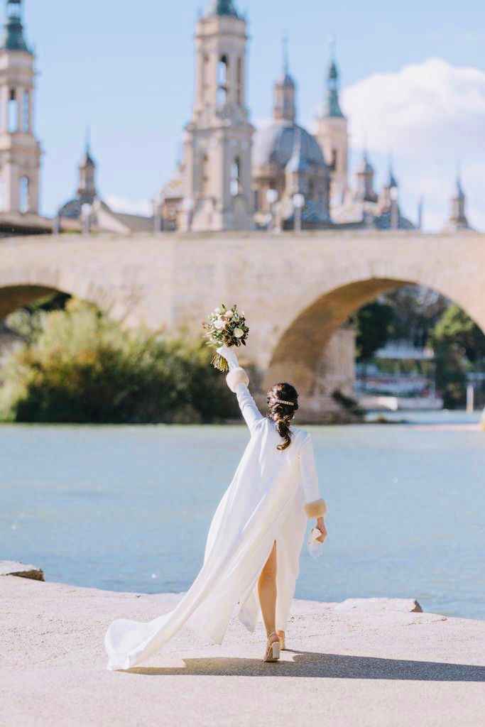 Inspiración de navidad 🎄 💒 💍 👰‍♀️ - novias con capa! - 1