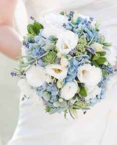 blue bouquet 14