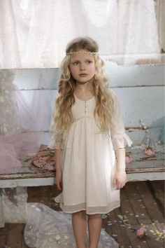 flower girl hairdo 16