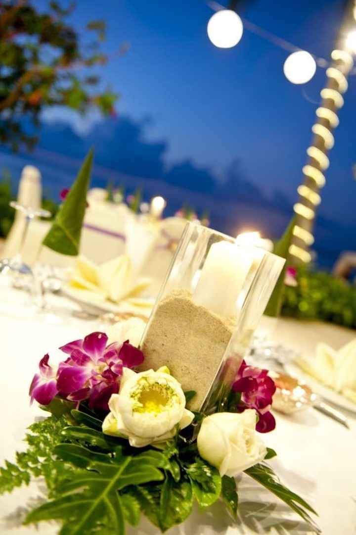 sand centrepiece 19