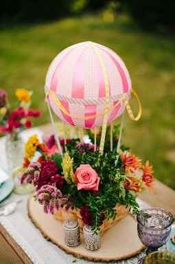 centrepiece 136