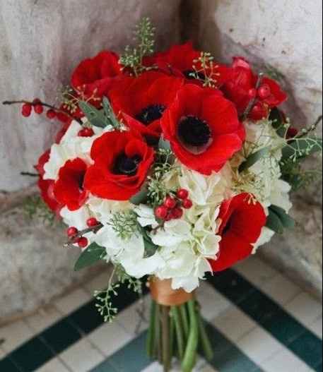 red and white bouquet 6