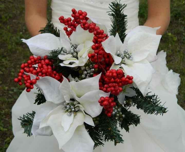 red and white bouquet 11
