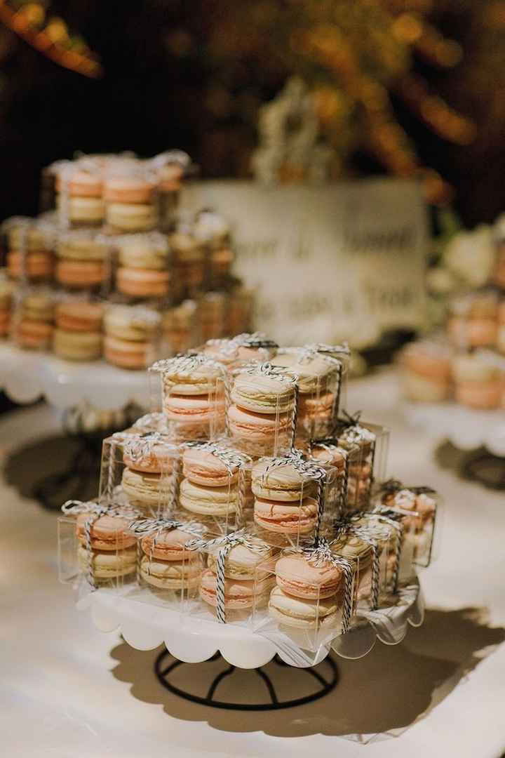 macaroon bar 1
