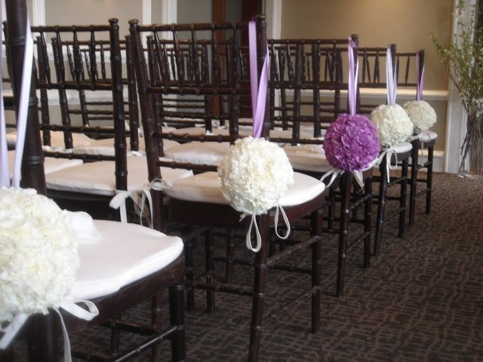 flower ball aisle