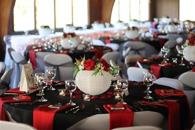 centrepiece 214