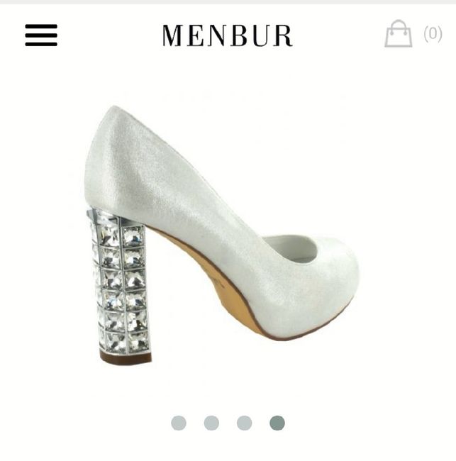 Que opináis de estos zapatos para este precioso vestido - 1