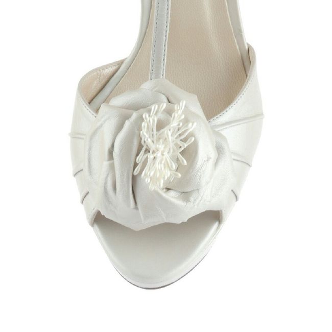 Los zapatos de la novia - 2