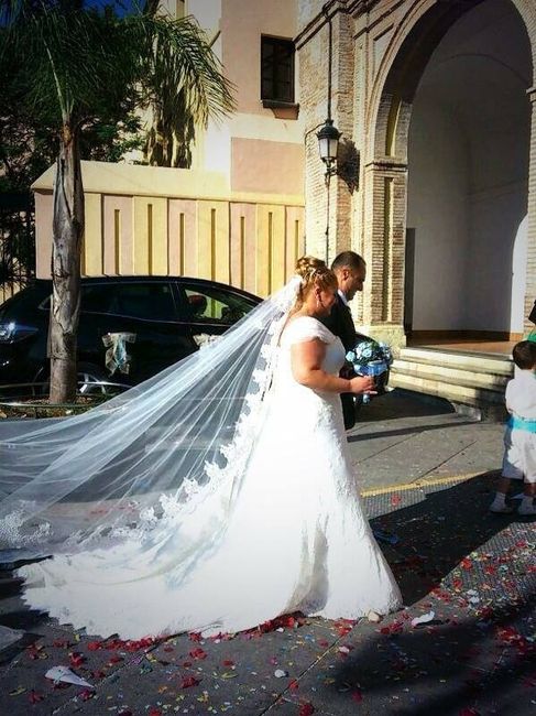 caminando hacia el altar