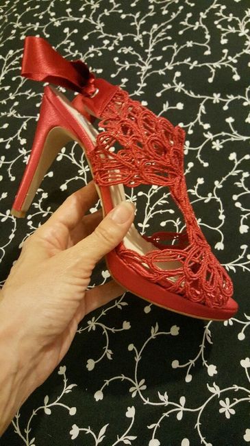 Porque zapatos blancos?? - 1