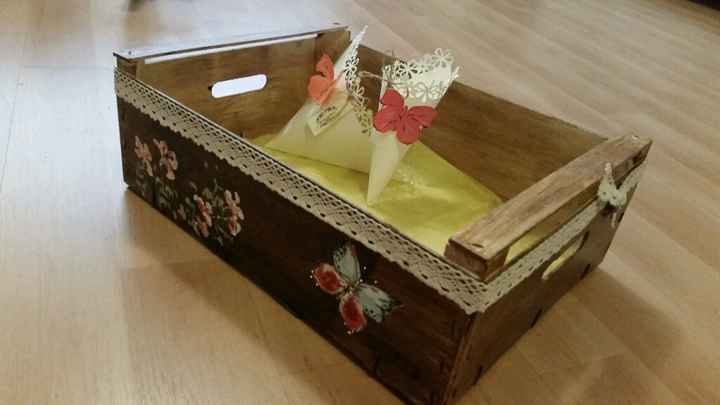 Caja de madera pintada - 4