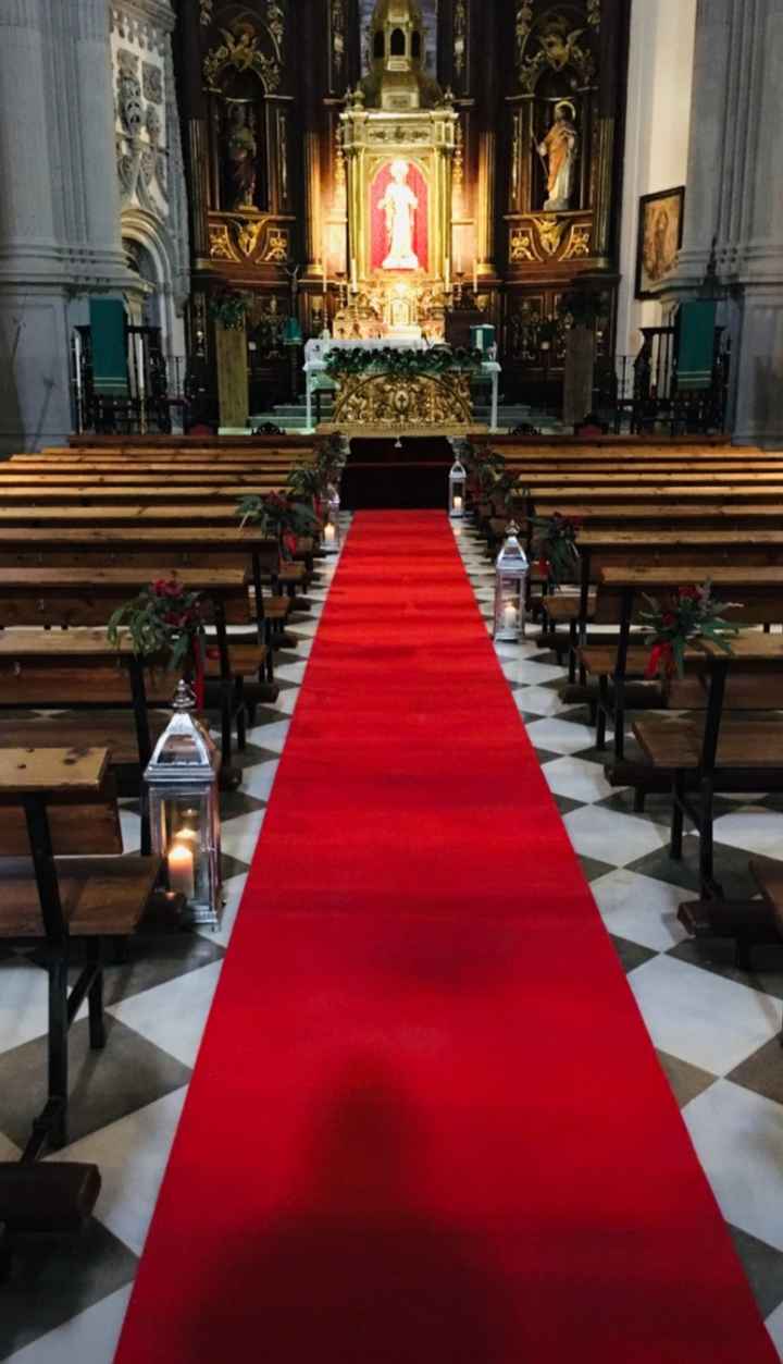 Decoración floral interior iglesia 