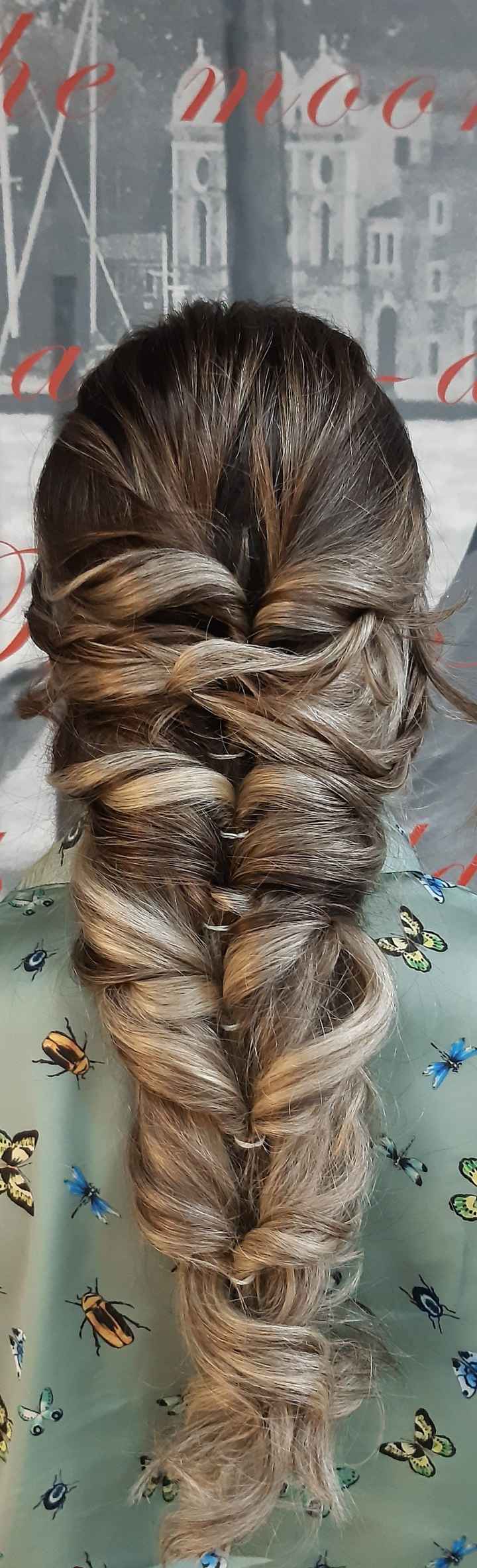 prueba de peinado y maquillaje hechas - 2