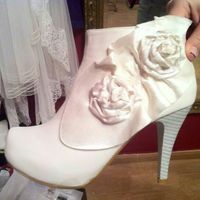 vendo botines blanco roto