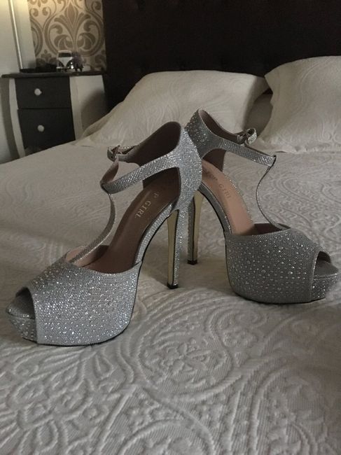 Mis zapatos para el día b - 2