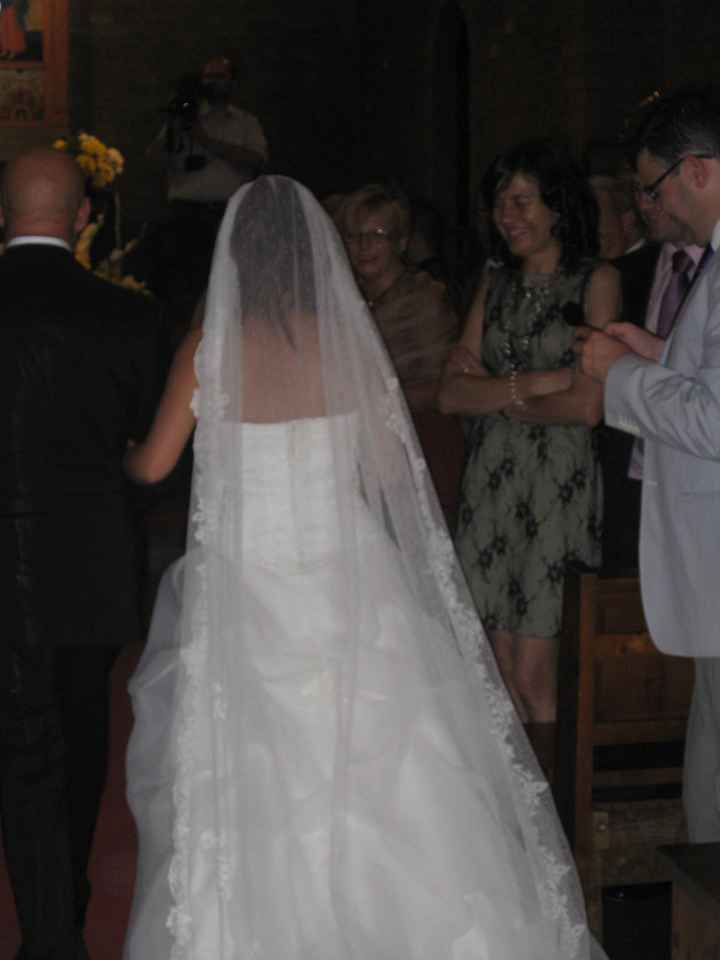 mi vestido por detras