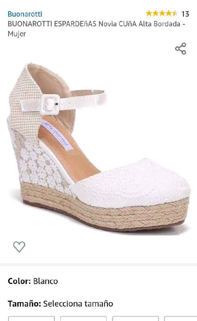 Tenéis dos zapatos?? - 1