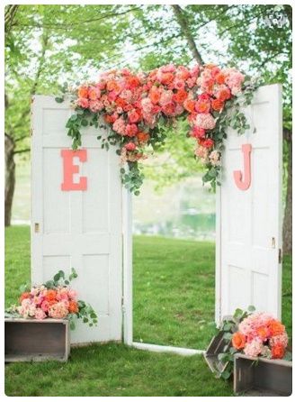 Decoración ceremonia con puerta 2