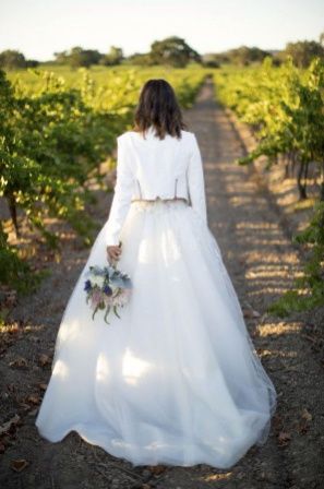 chaqueta cuero blanca