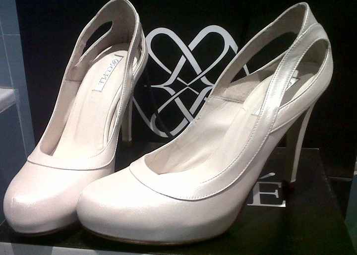 Mis zapatos de boda