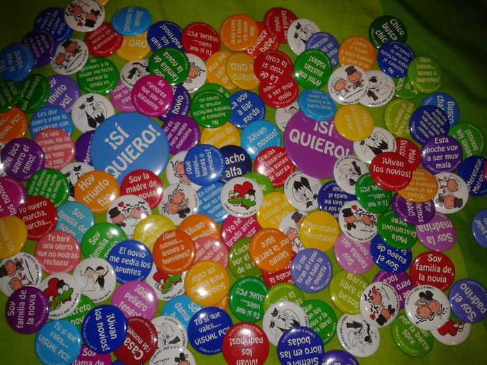 Mis chapas para la boda