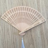 Abanicos madera con pompón - 2