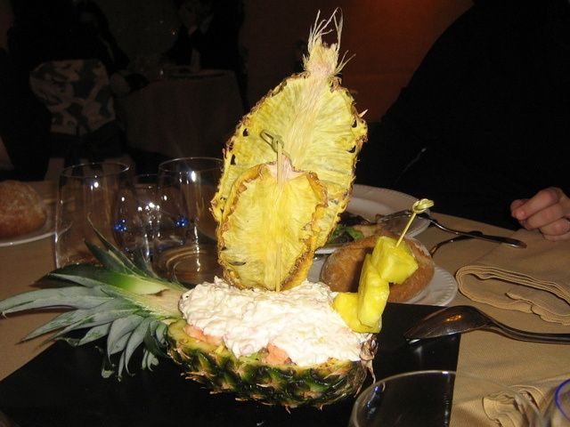 PIÑA EN VELERO
