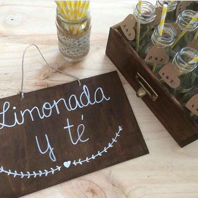 Mesa de limonada! - 2