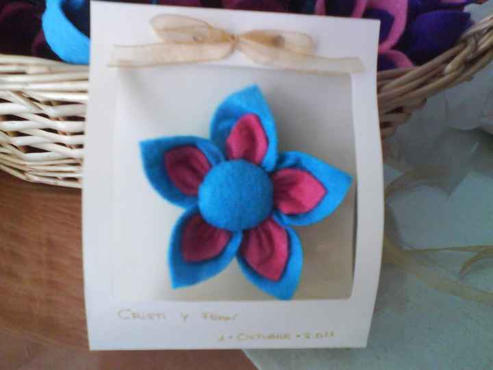 FLOR DE FIELTRO 1
