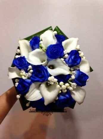 Ramo de rosas azules - 1