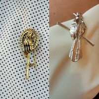 Broches