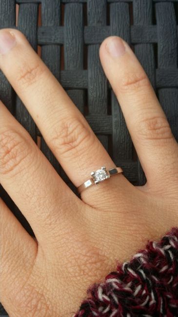 Pongamos todas nuestro anillo de compromiso - 1