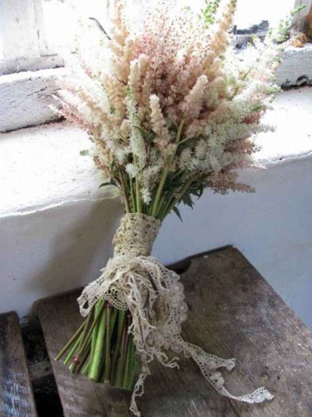 ramo de astilbe