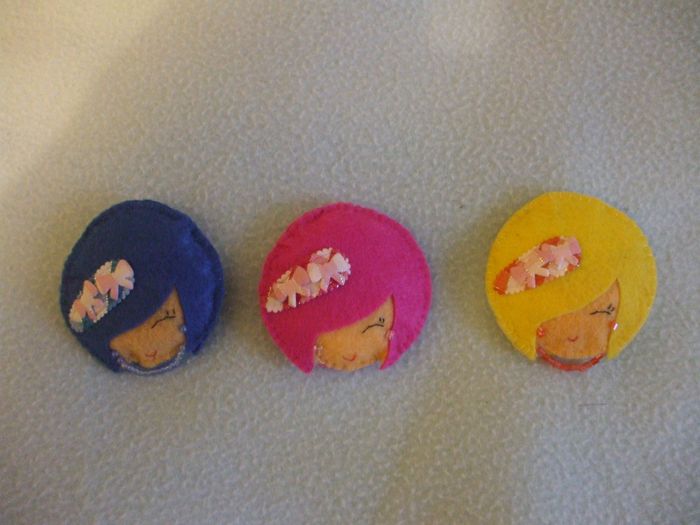 otras broches diferentes